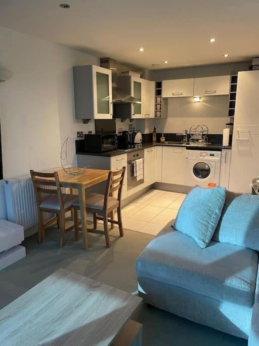 1 Bedroom Apartment Royal Docks London Exterior foto